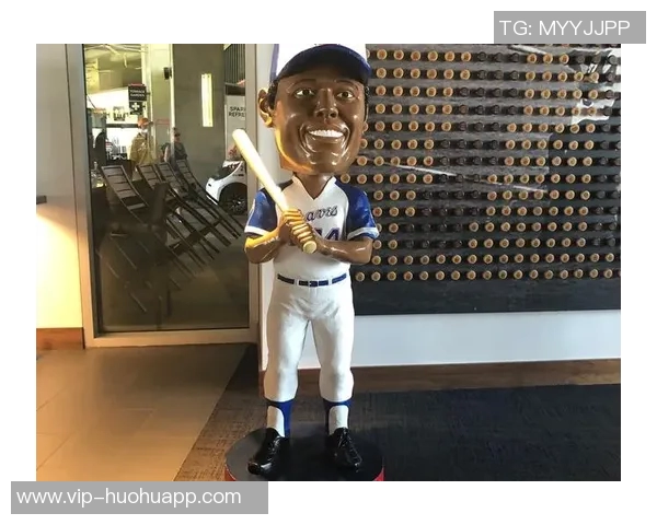 特纳谈锦标赛球场感受称其比黄色场地更让人舒适