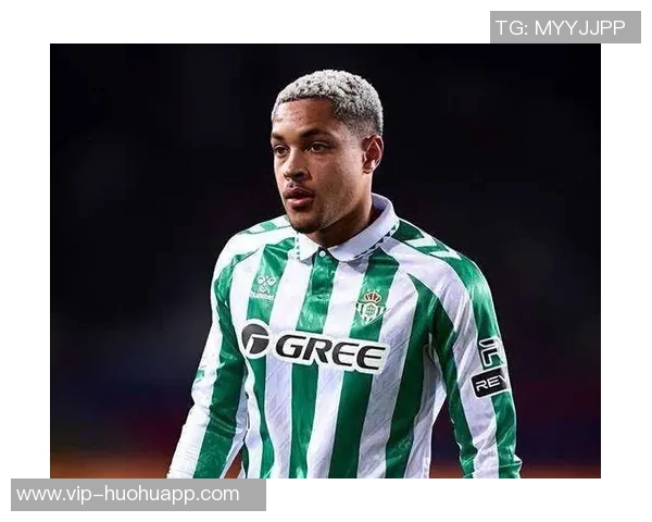 罗克重返巴甲状态火热20岁小将8场打入8球引发转会热潮